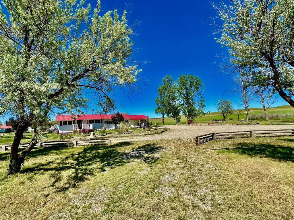 661 Dovetail Valentine Road Winnett MT 59087