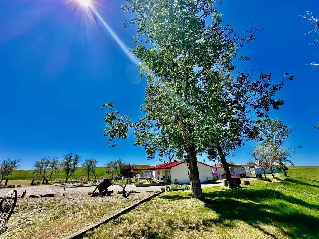 661 Dovetail Valentine Road Winnett MT 59087