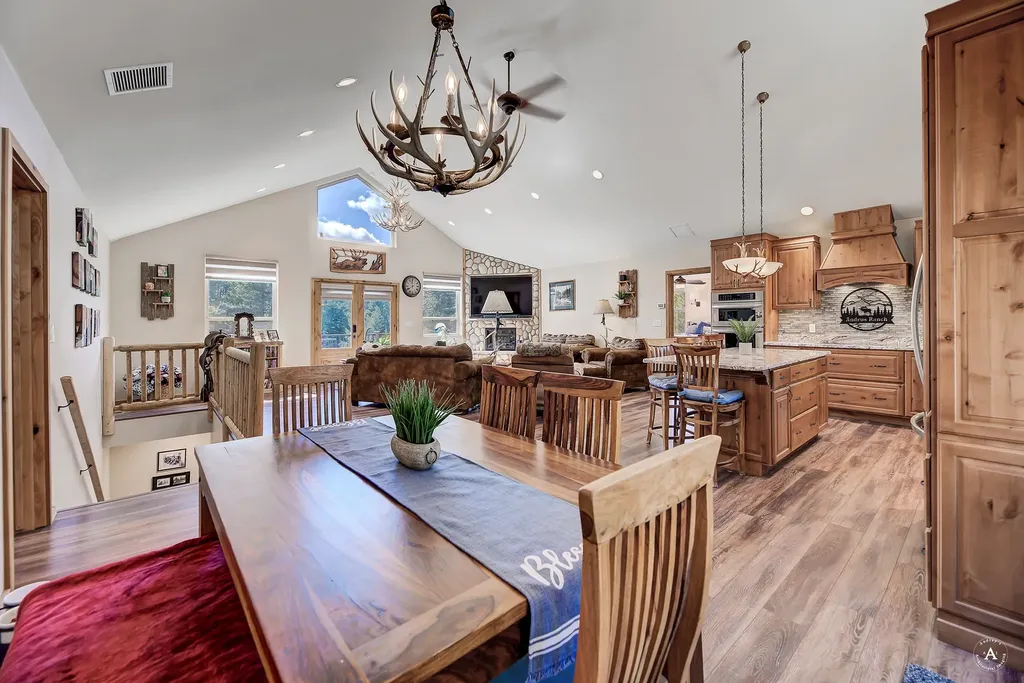 617 Mcclellan Creek Road Clancy MT 59634