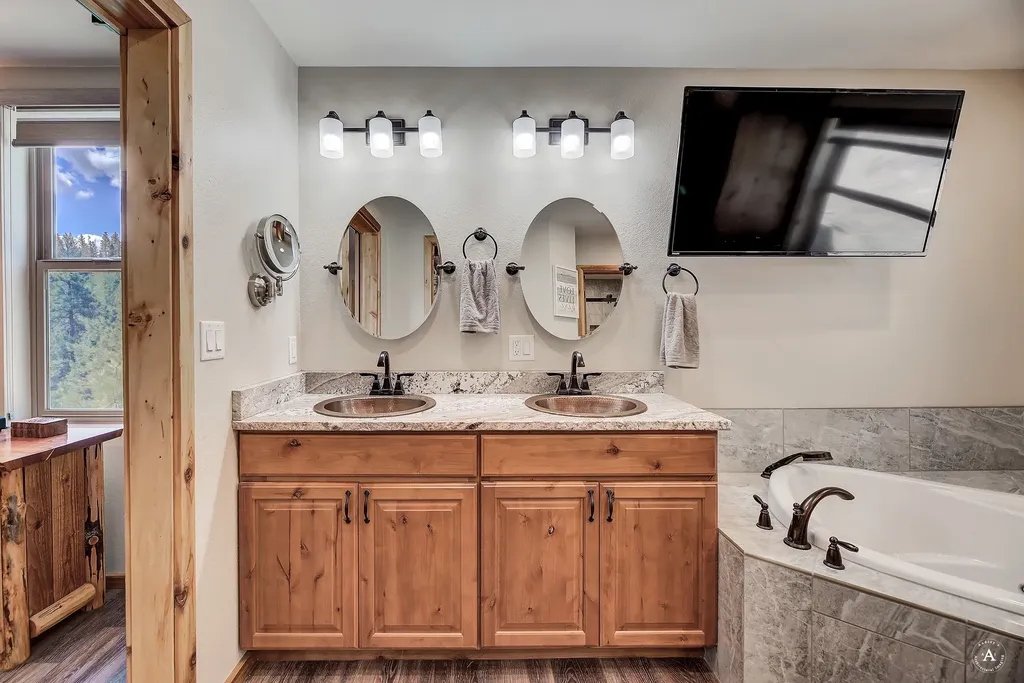 617 Mcclellan Creek Road Clancy MT 59634
