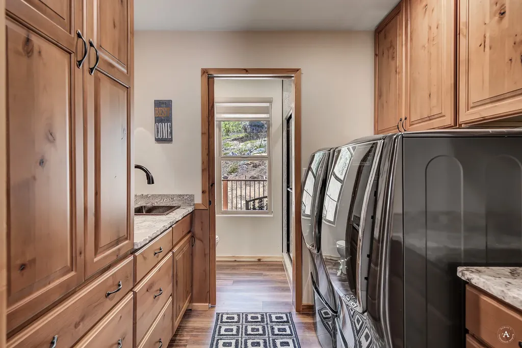 617 Mcclellan Creek Road Clancy MT 59634