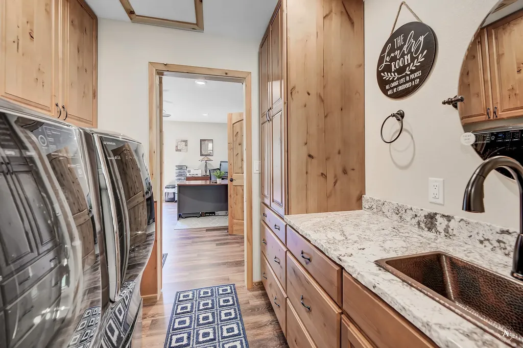 617 Mcclellan Creek Road Clancy MT 59634