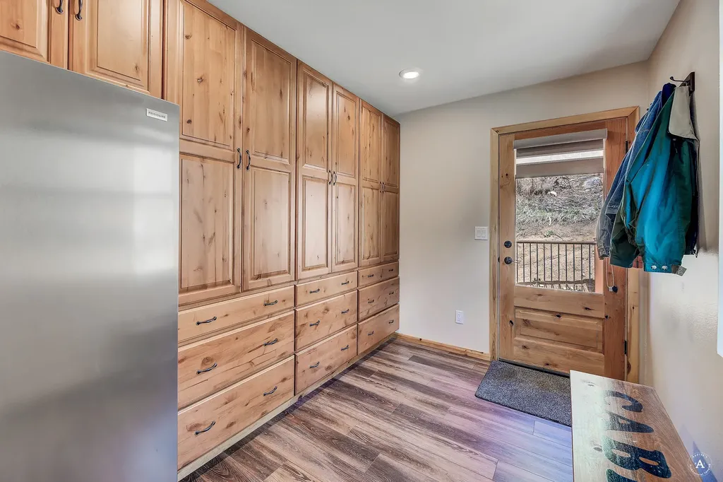 617 Mcclellan Creek Road Clancy MT 59634