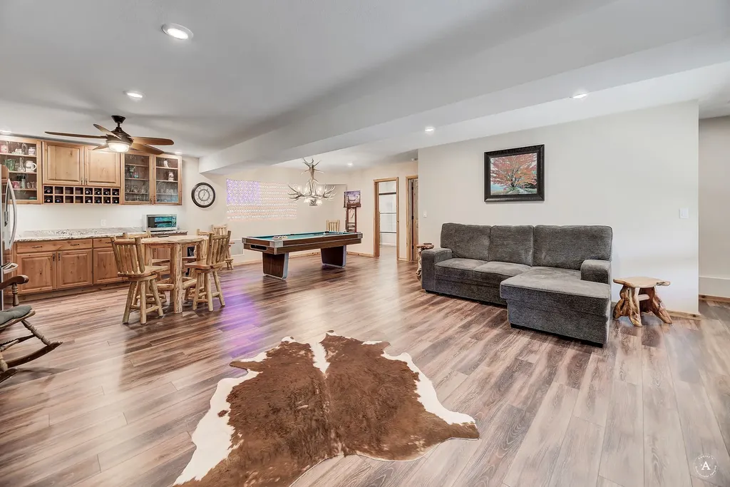 617 Mcclellan Creek Road Clancy MT 59634