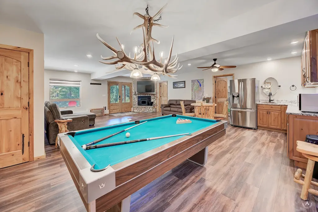 617 Mcclellan Creek Road Clancy MT 59634