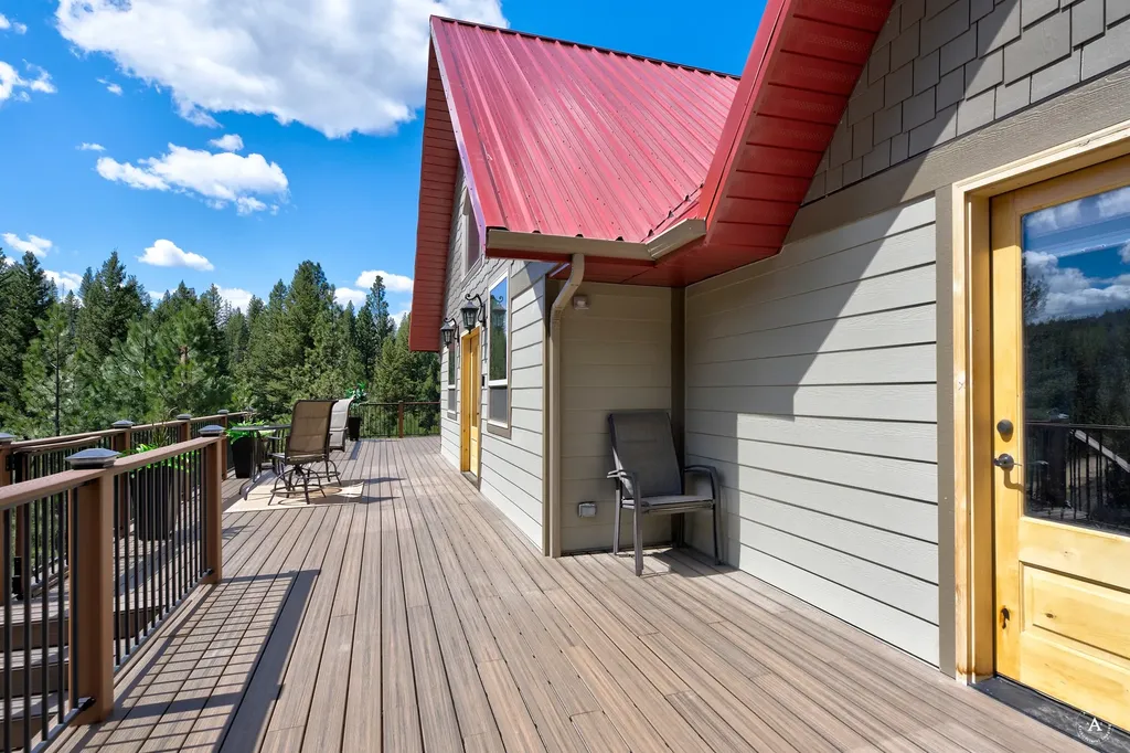 617 Mcclellan Creek Road Clancy MT 59634