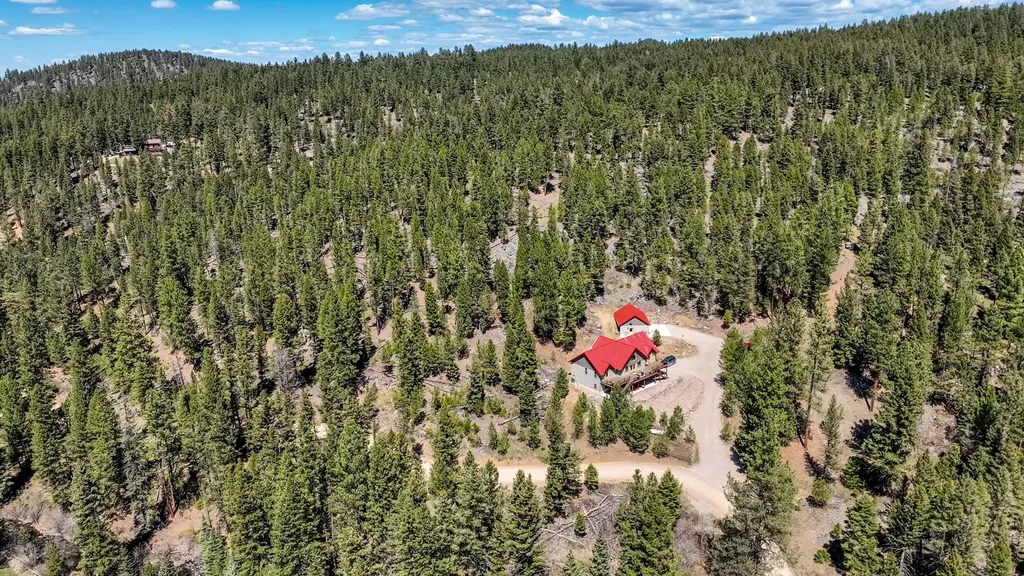 617 Mcclellan Creek Road Clancy MT 59634
