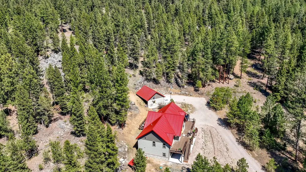 617 Mcclellan Creek Road Clancy MT 59634