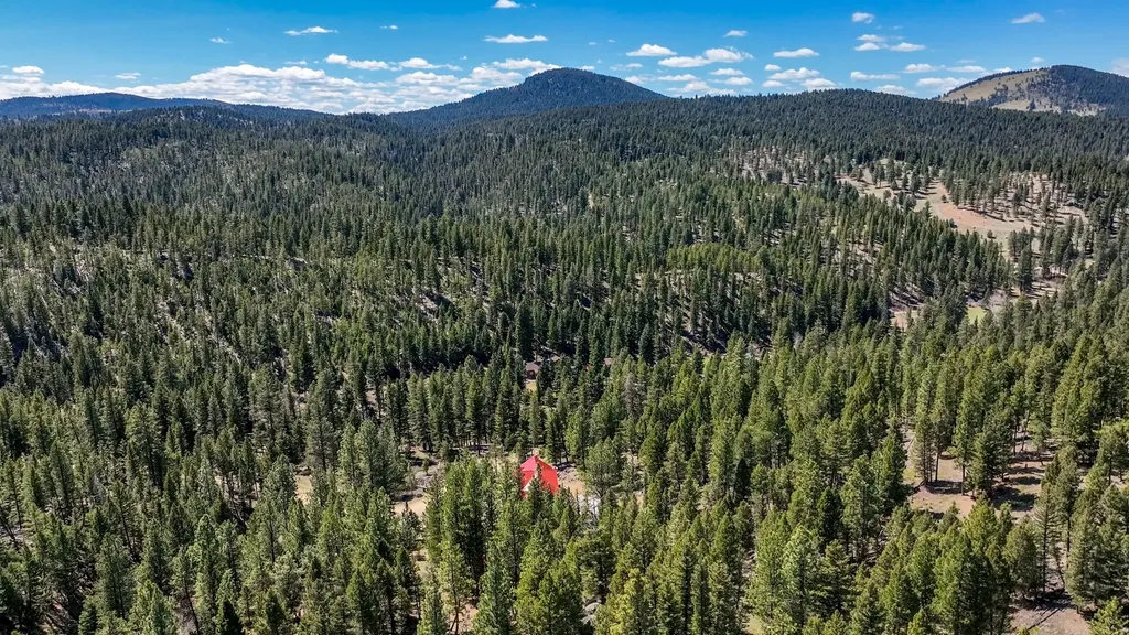 617 Mcclellan Creek Road Clancy MT 59634