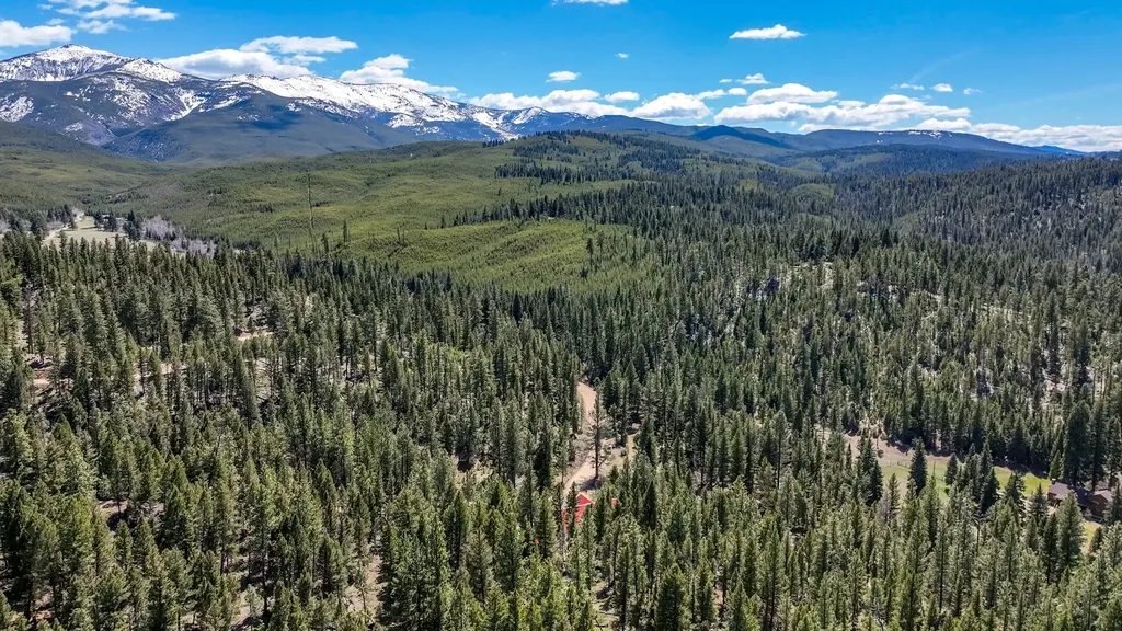 617 Mcclellan Creek Road Clancy MT 59634