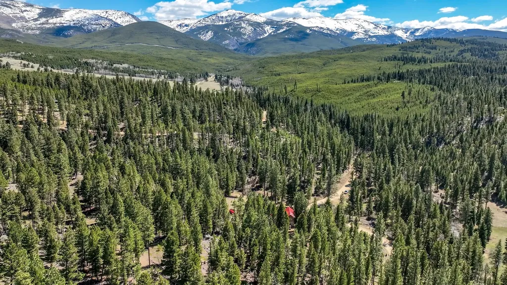 617 Mcclellan Creek Road Clancy MT 59634