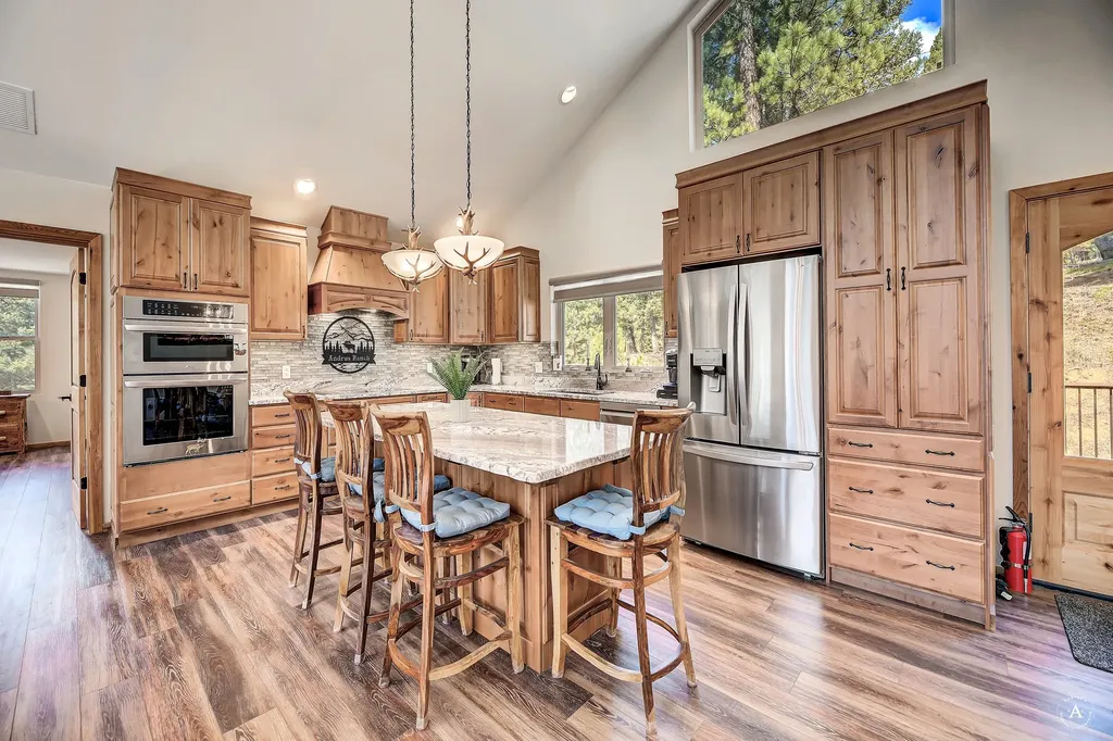 617 Mcclellan Creek Road Clancy MT 59634