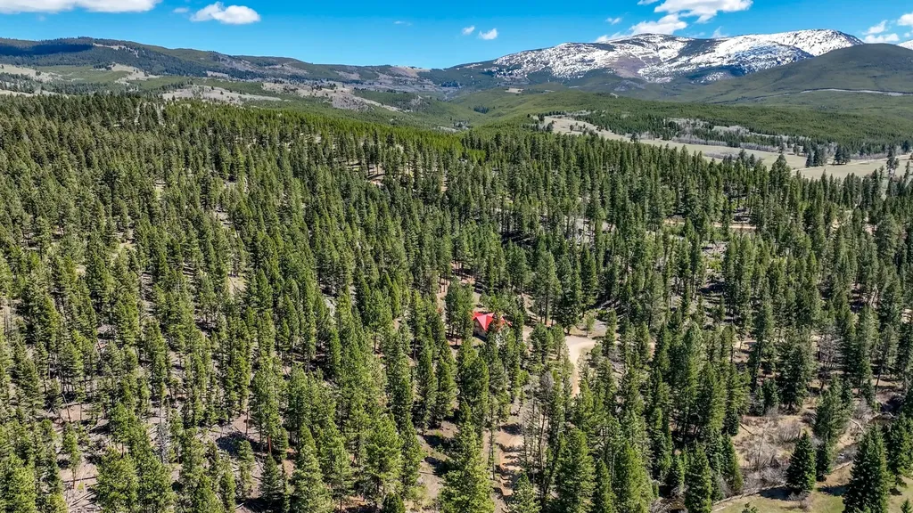 617 Mcclellan Creek Road Clancy MT 59634