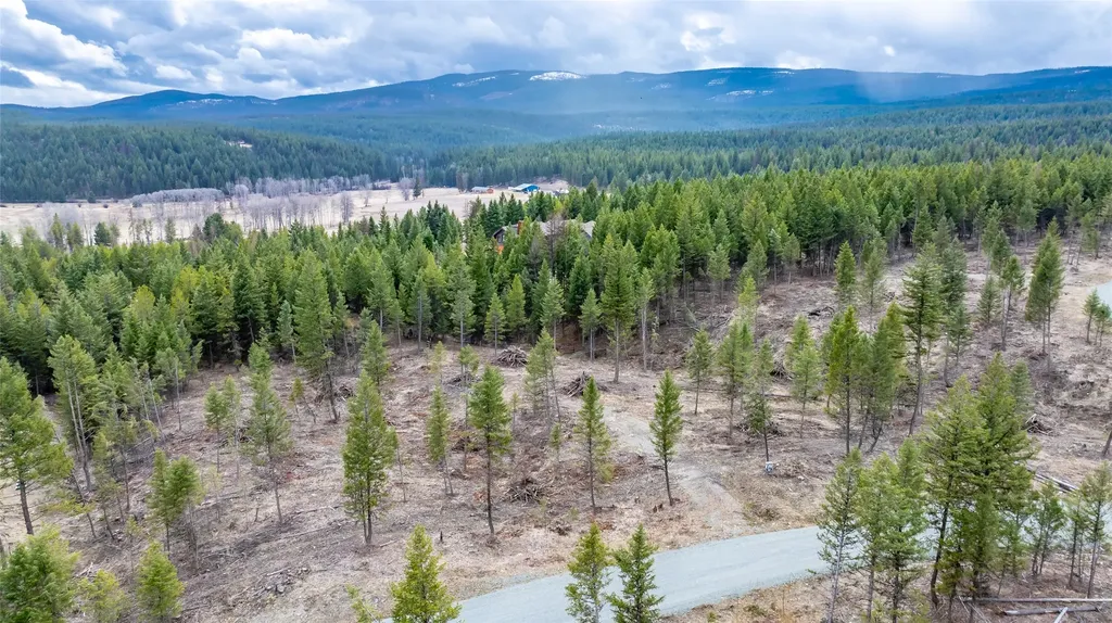 Nhn Lot #33 Osprey Loop Eureka MT 59917