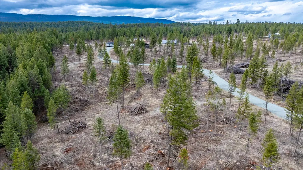 Nhn Lot #33 Osprey Loop Eureka MT 59917