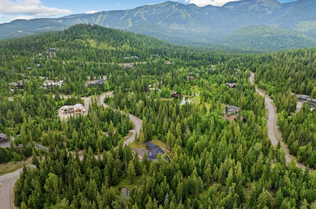 90 Woodland Star Circle Whitefish MT 59937