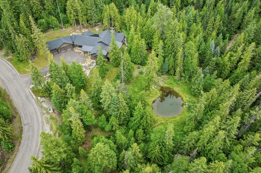90 Woodland Star Circle Whitefish MT 59937