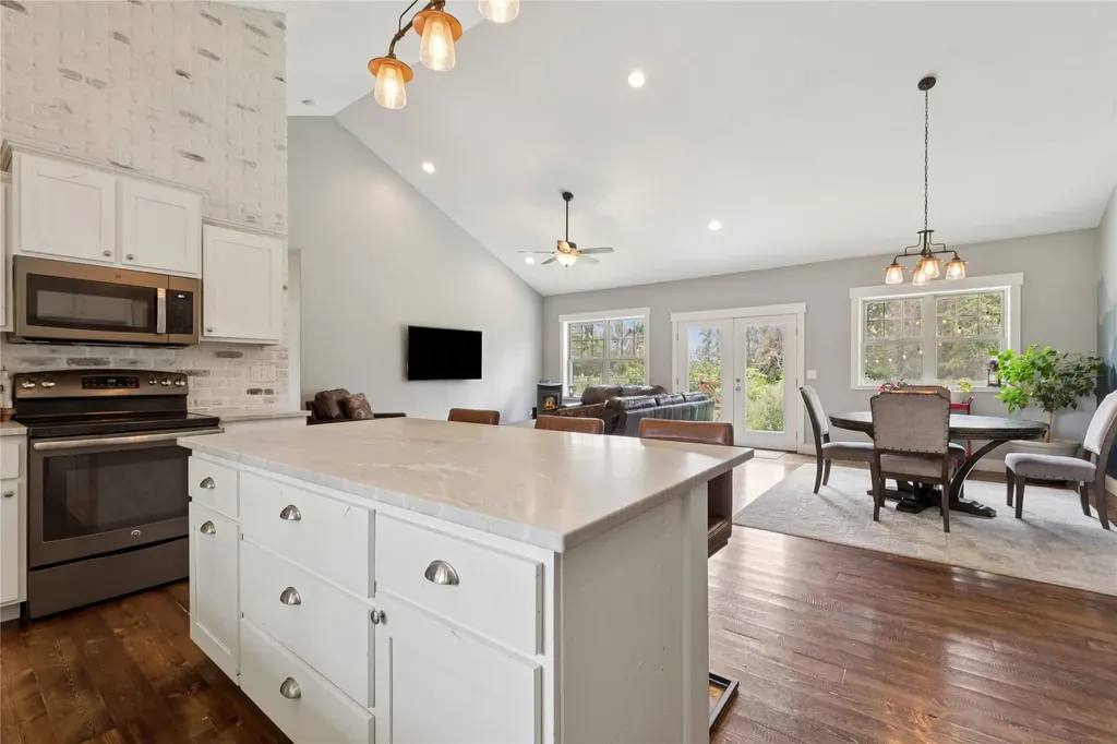 496 Forest Edge Trail Kalispell MT 59901