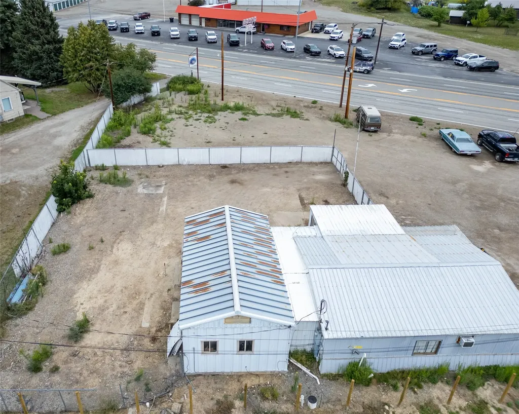 22 Crossroad Way Libby MT 59923