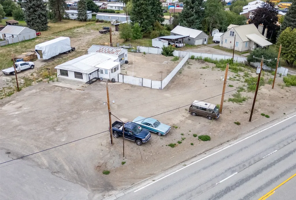 22 Crossroad Way Libby MT 59923