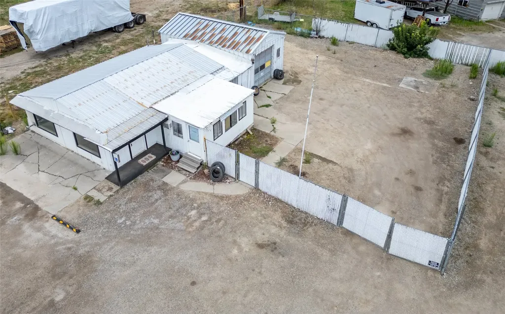 22 Crossroad Way Libby MT 59923