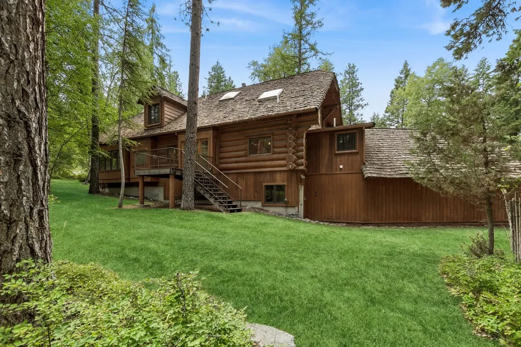 551 Ranch Road Bigfork MT 59911