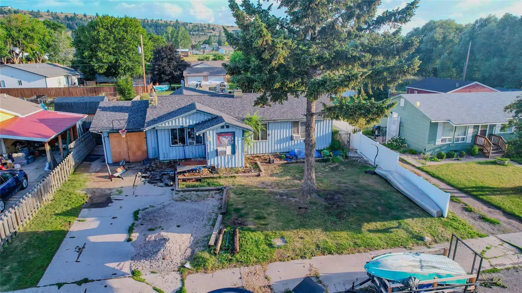 404 12th Avenue E Polson MT 59860