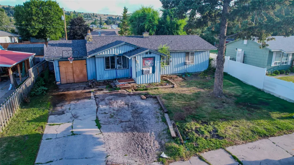 404 12th Avenue E Polson MT 59860