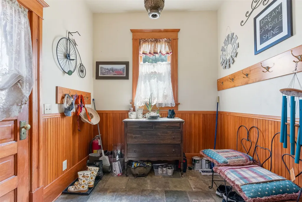 290 Bowman Road Hamilton MT 59840