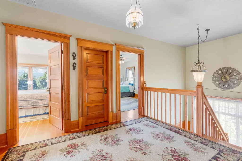 290 Bowman Road Hamilton MT 59840