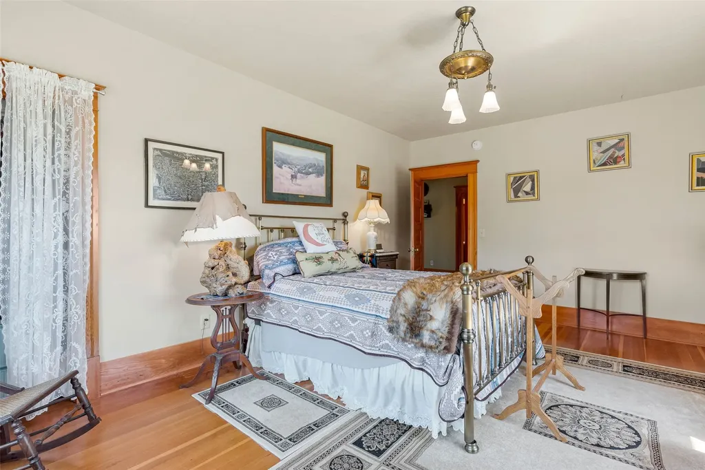 290 Bowman Road Hamilton MT 59840