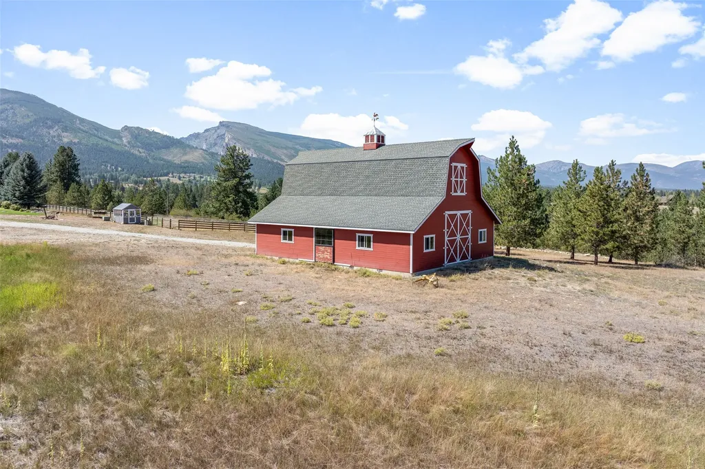 290 Bowman Road Hamilton MT 59840