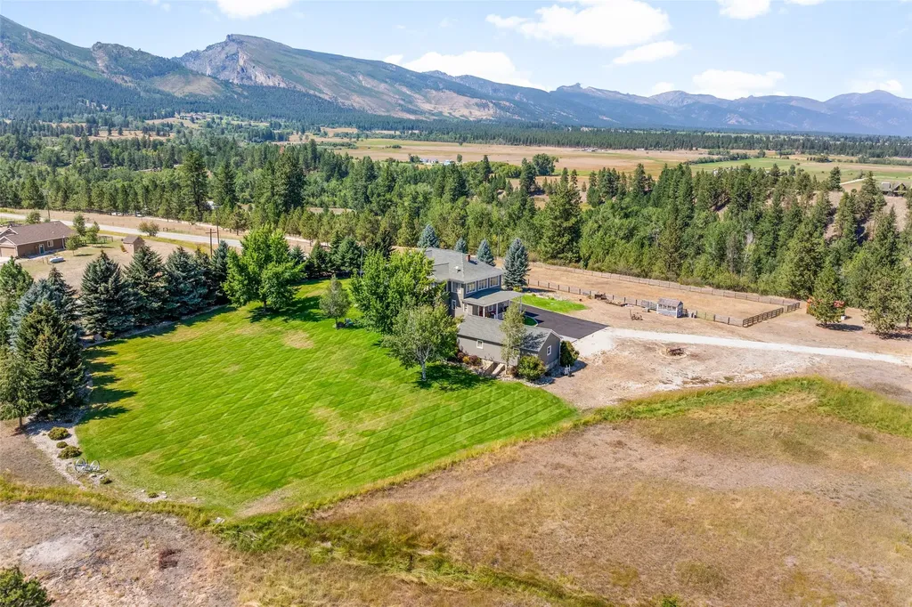 290 Bowman Road Hamilton MT 59840