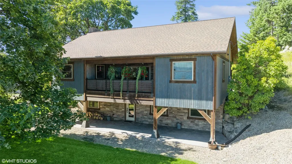 27 Old Orchard Road Lakeside MT 59922