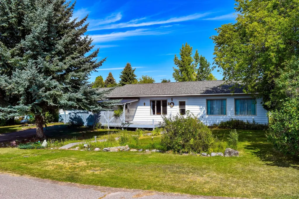 420 Main Street SE Ronan MT 59864