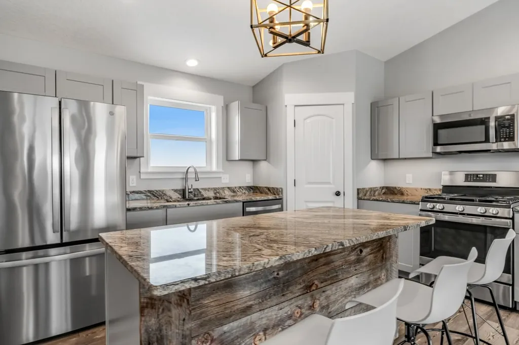 55 Leo Lane Great Falls MT 59404