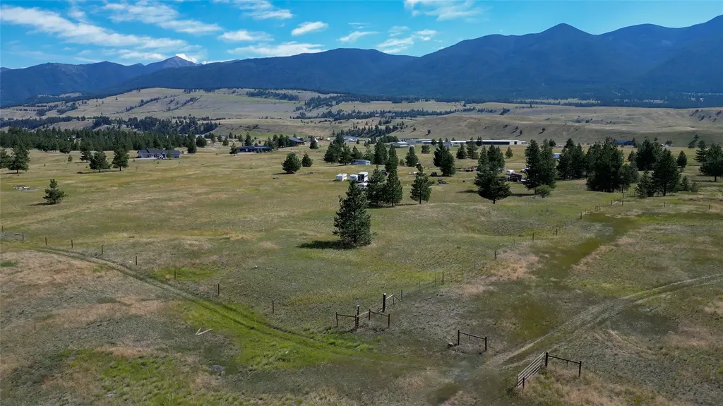 Nhn Prairie Road Eureka MT 59917