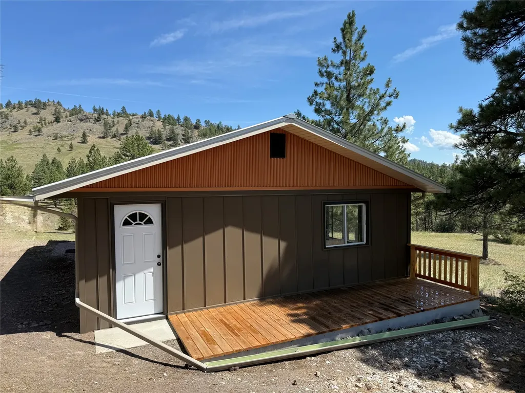 18 Trails End Lane Cascade MT 59421