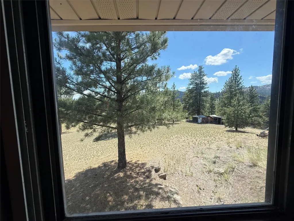 18 Trails End Lane Cascade MT 59421