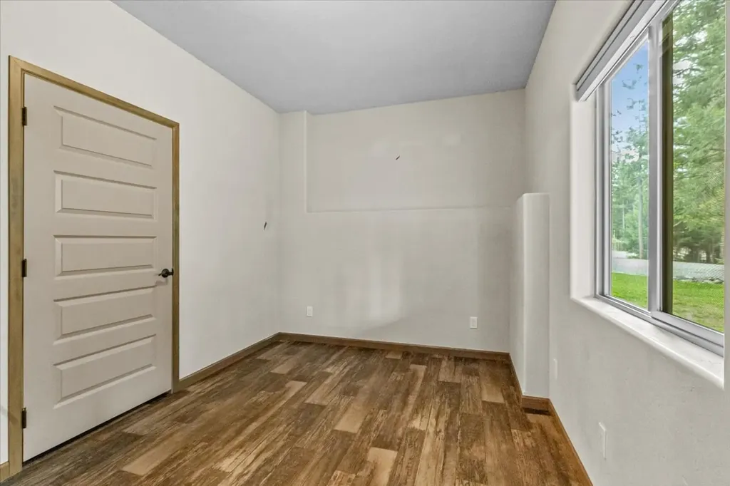 53 Mccracken Trail Eureka MT 59917