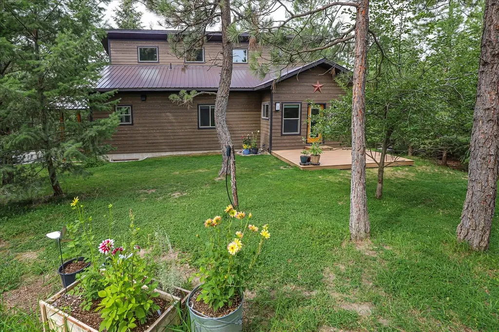 53 Mccracken Trail Eureka MT 59917