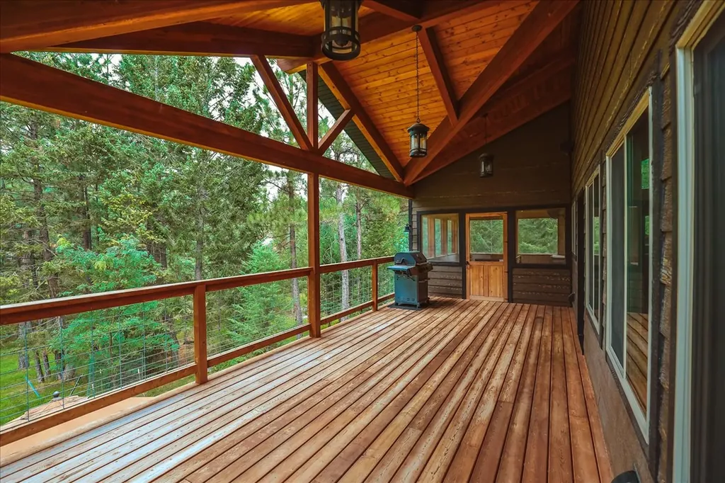 53 Mccracken Trail Eureka MT 59917