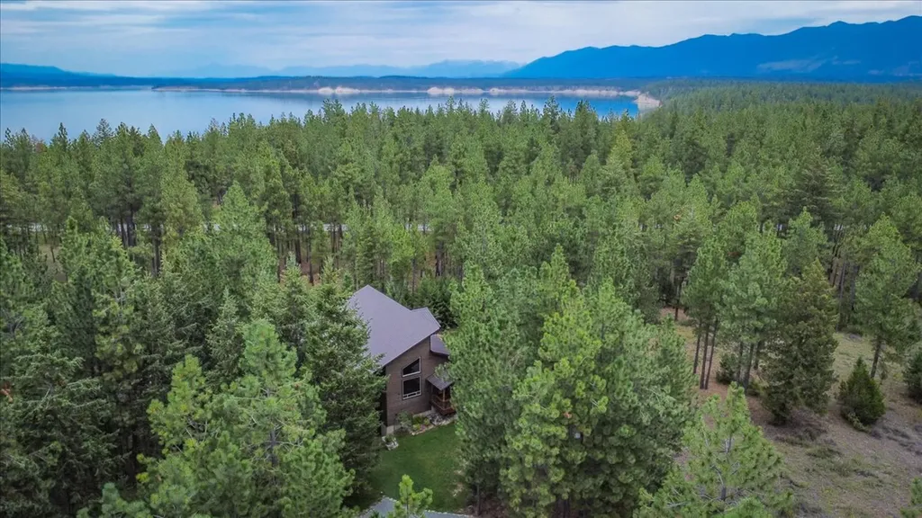 53 Mccracken Trail Eureka MT 59917