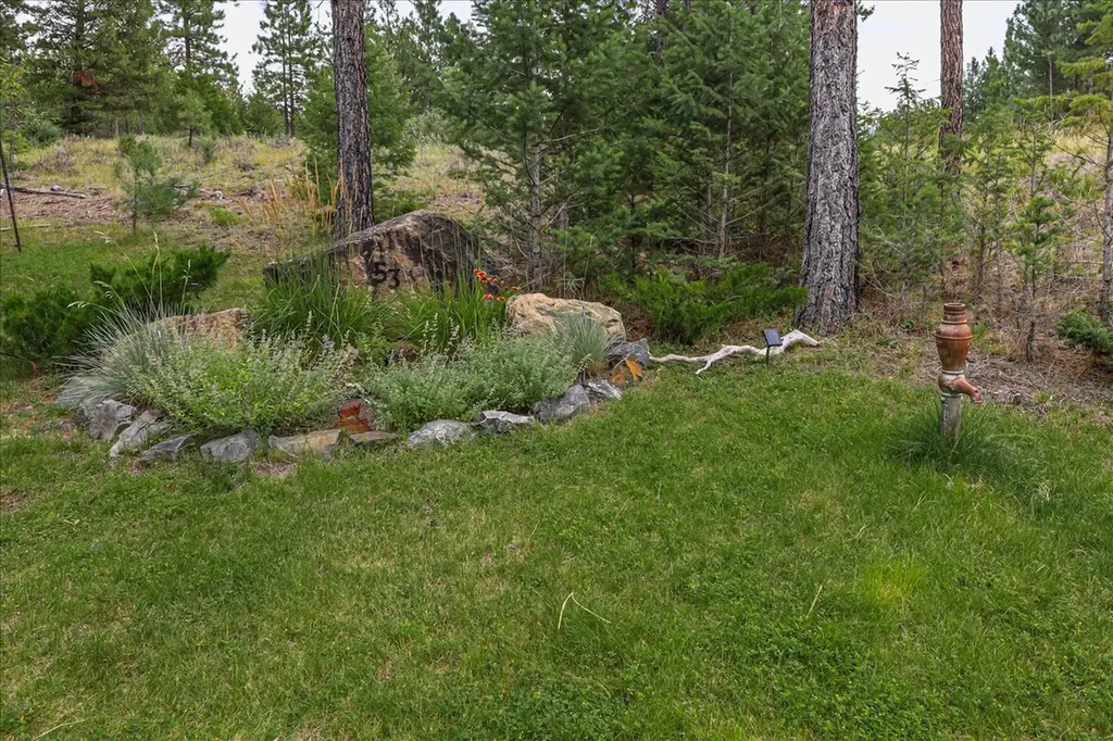 53 Mccracken Trail Eureka MT 59917