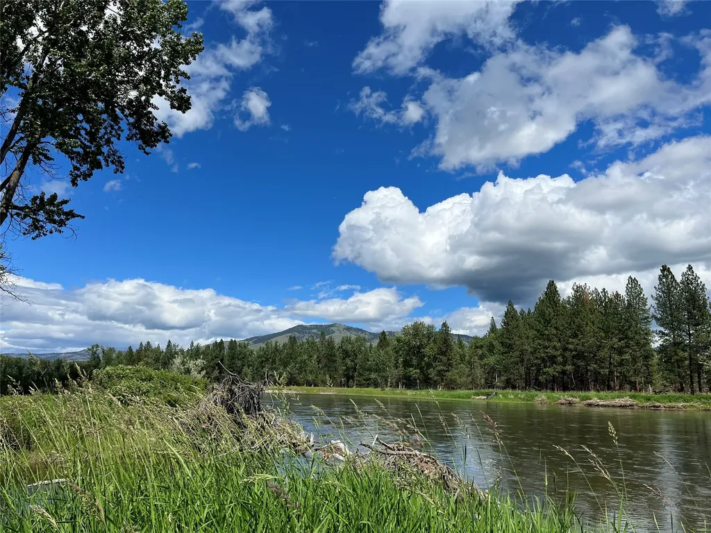 461 Sunrider Lane Florence MT 59833