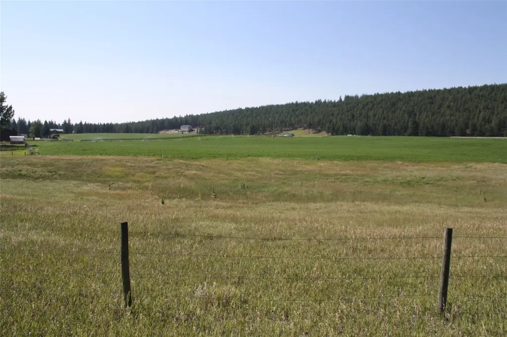 5765 W Kootenai Road Rexford MT 59930