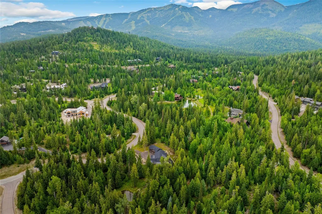 90 Woodland Star Circle Whitefish MT 59937