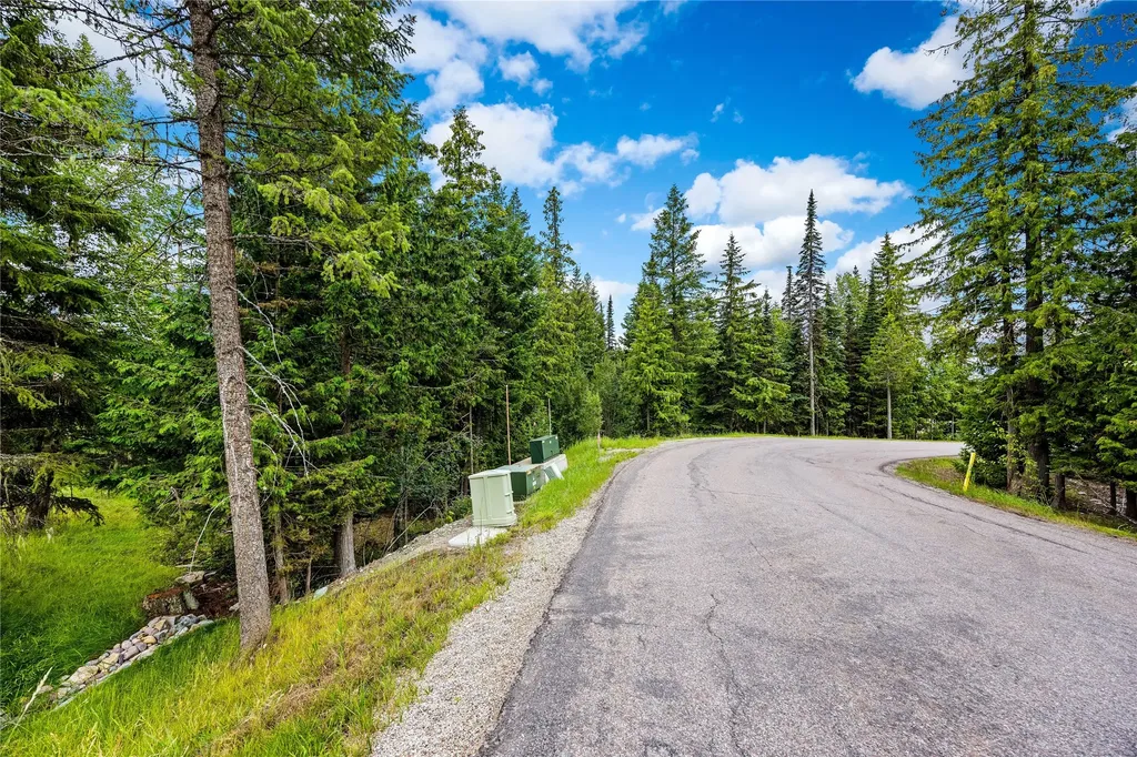 90 Woodland Star Circle Whitefish MT 59937