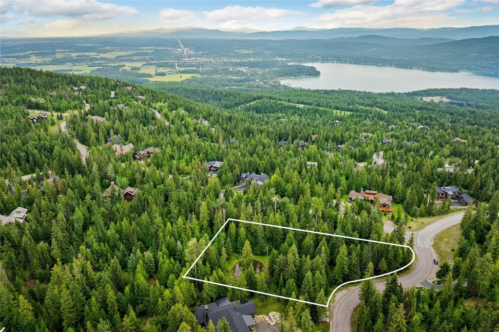90 Woodland Star Circle Whitefish MT 59937