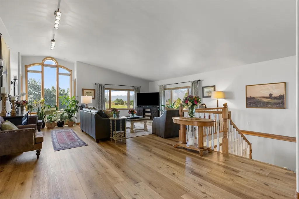 412 Bass Lane Corvallis MT 59828